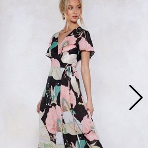 NEW Floral Maxi Dress NastyGal